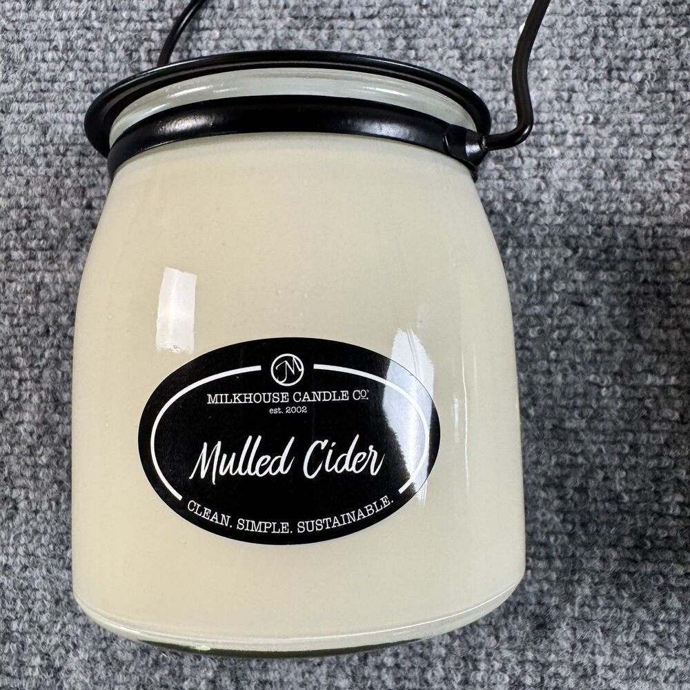 Milkhouse Candle Co. Mulled Cide and Holiday Home Candles New - Picture 4 of 8